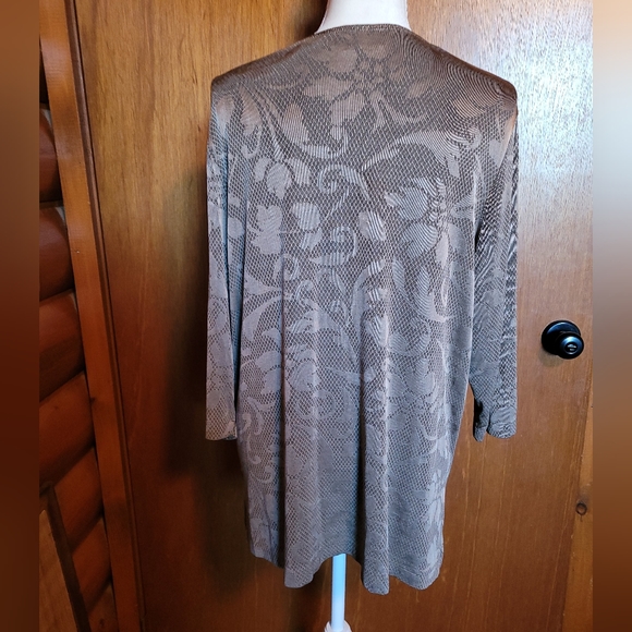 Dressbarn Women's Pullover Dressy Top Taupe Sz XL - Picture 2 of 5